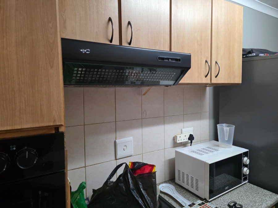 2 Bedroom Property for Sale in Langenhovenpark Free State